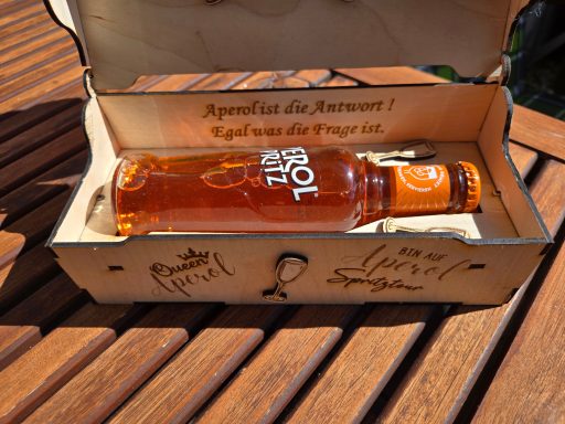 0143- Holzkiste mit einer 200ml Flasche Aperol Spritz