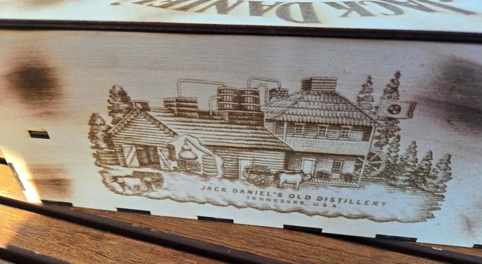 0140- Holzkiste Jack Daniels Nr.7, 700 ml